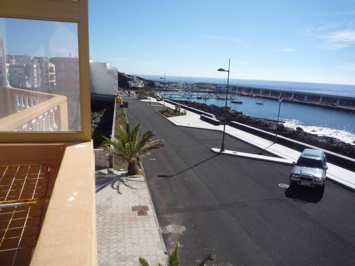 VV 121 con Balcón en primera línea de mar La Restinga Exterior foto