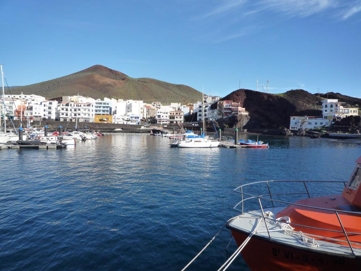 VV 121 con Balcón en primera línea de mar La Restinga Exterior foto
